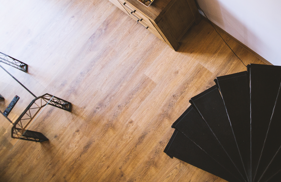 พื้นกระเบื้องลายไม้spc